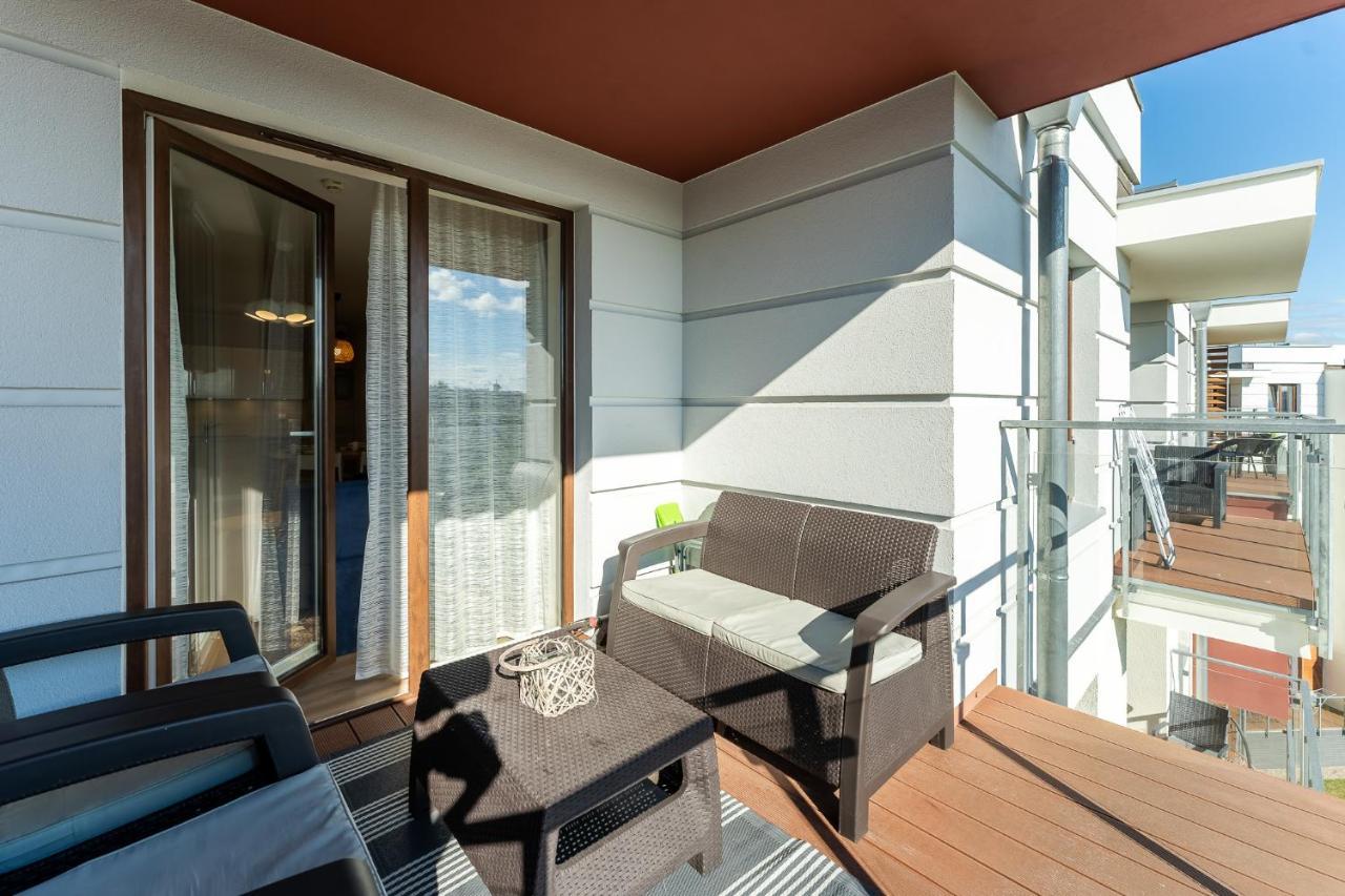 Przystan Kolo Brzegu Apartment Kolobrzeg Exterior photo