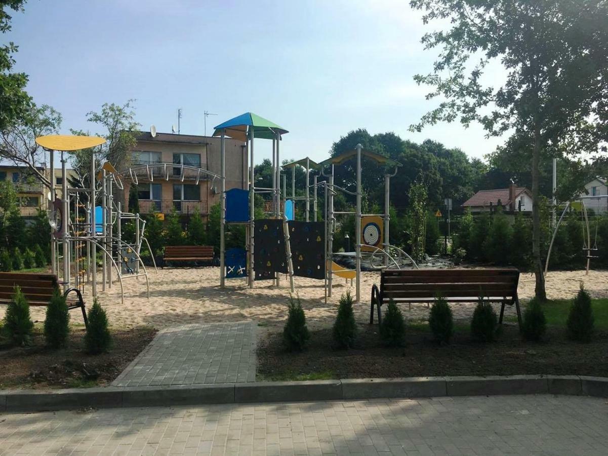 Przystan Kolo Brzegu Apartment Kolobrzeg Exterior photo